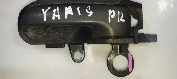 Toyota Yaris Front door interior handle