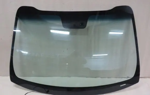 KIA Sportage Front windscreen/windshield window 