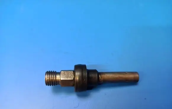 Mercedes-Benz S W126 Fuel injector 0437502010