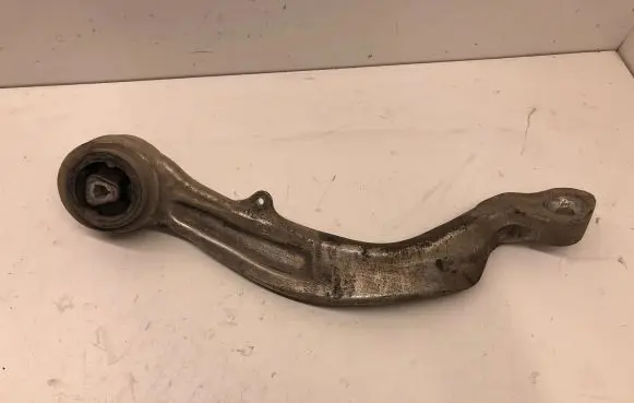 BMW 5 E60 E61 Front lower control arm/wishbone 6770686