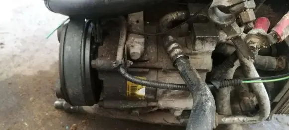 Ford Mondeo Mk III Air conditioning (A/C) compressor (pump)