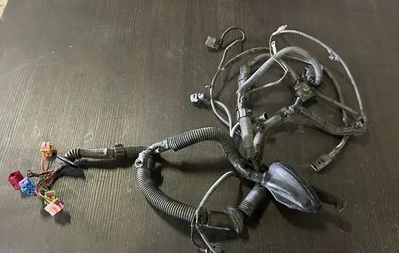 Porsche Cayenne (92A) Headlight/headlamp wiring loom/harness 