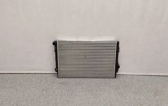 Volkswagen Golf VII Coolant radiator 5Q0121251EP 5Q0121251ET 5Q0121251FN