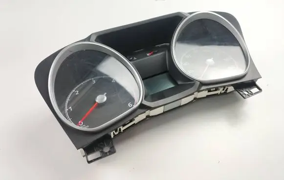 Speedometer (instrument cluster)