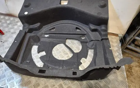 Porsche Cayenne (92A) Bottom trim 7P5863697E