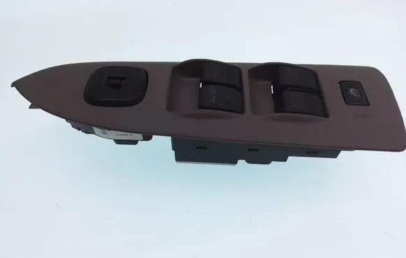 Mazda Premacy Electric window control switch CB0866350A C8HD13518