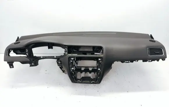 Volkswagen Jetta VI Dashboard 5C7857002C6T6 5C7857004ALT 5C7857004