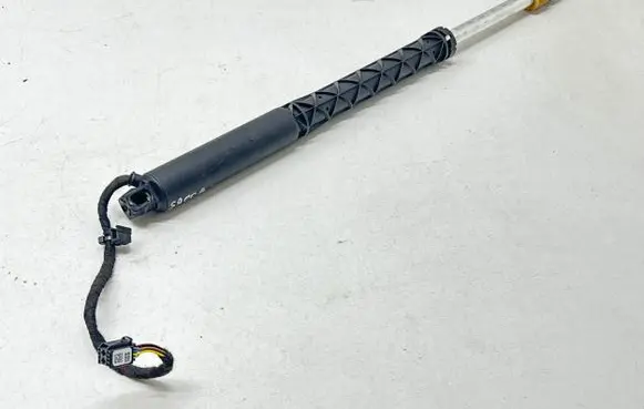 Volvo S90, V90 Tailgate/trunk strut/damper 31371787