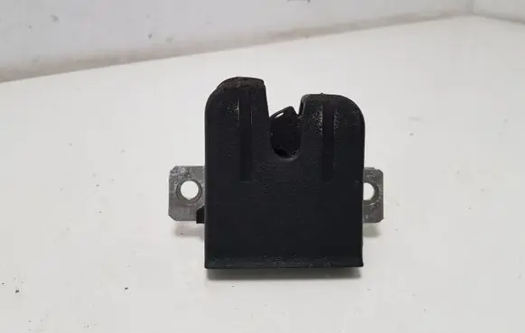 Volkswagen Polo Tailgate/trunk/boot lock/catch/latch 6Q6827505B