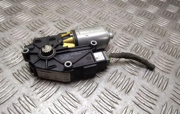 Nissan Qashqai Sunroof motor/actuator 91295JD01A