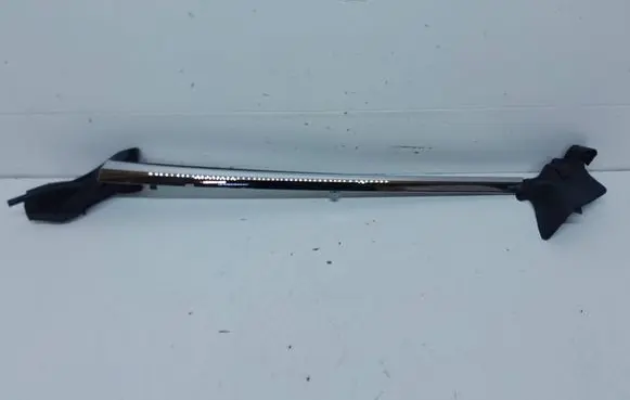 Peugeot 308cc Rear door glass trim molding 931283