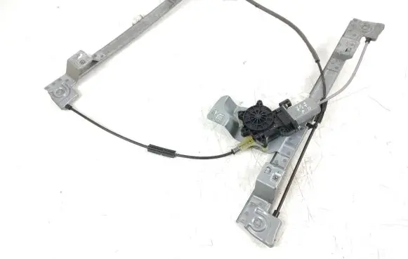Mercedes-Benz Citan W415 Front door window regulator with motor