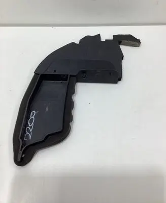 Renault Kadjar Other engine bay part 668994EA0A