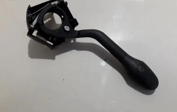 Volkswagen Golf III Wiper control stalk 1h6953503aa