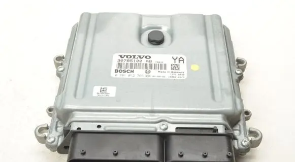 Volvo V70 Engine control unit/module ECU 30785100