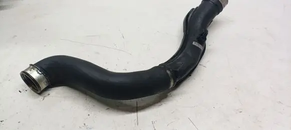 BMW 3 E90 E91 Intercooler hose/pipe 11617809
