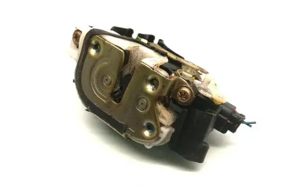 Mitsubishi Grandis Rear door lock 05Y16