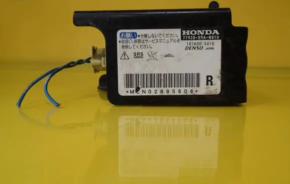 Honda CR-V Airbag deployment crash/impact sensor 77930-S9A-N810