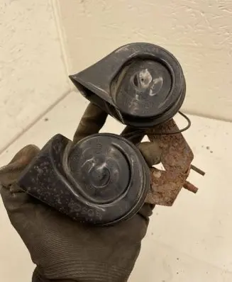 Chrysler Voyager Horn signal
