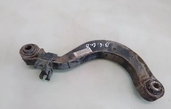 Volkswagen PASSAT B6 Rear upper control arm/wishbone