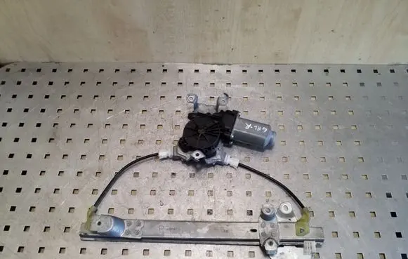 Nissan Qashqai Rear door window regulator with motor 402190A