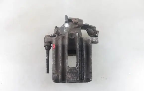 Volkswagen Golf IV Rear brake caliper 