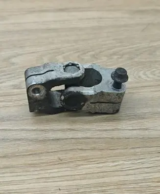 Volvo XC90 Steering column universal joint
