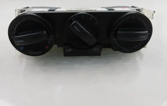 Volkswagen Polo IV 9N3 Interior fan control switch 6Q0820045G