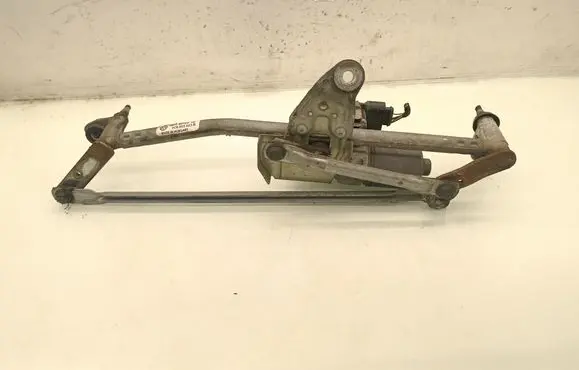 Volkswagen PASSAT CC Front wiper linkage and motor 3C8955023B 3C8955119