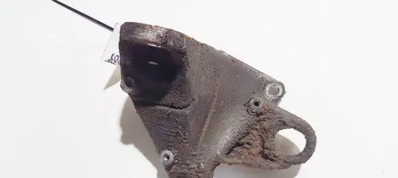 Audi A4 S4 B5 8D Engine mounting bracket 8d0399114l