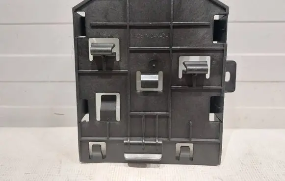 Chevrolet Camaro Engine control unit holder 92241772