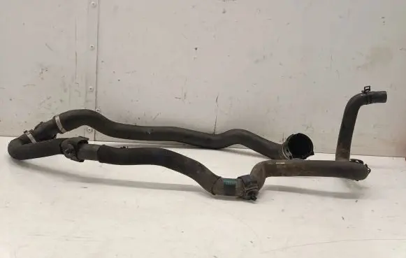 BMW 2 F46 Engine coolant pipe/hose 7617363 9250566