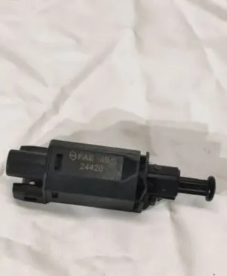 BMW 7 E65 E66 Brake pedal sensor switch 24420