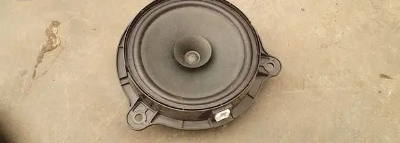 Nissan Qashqai Rear door speaker 281563SGOA
