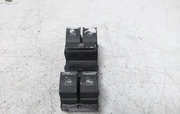 Volkswagen Touareg I Electric window control switch 7L6959857A