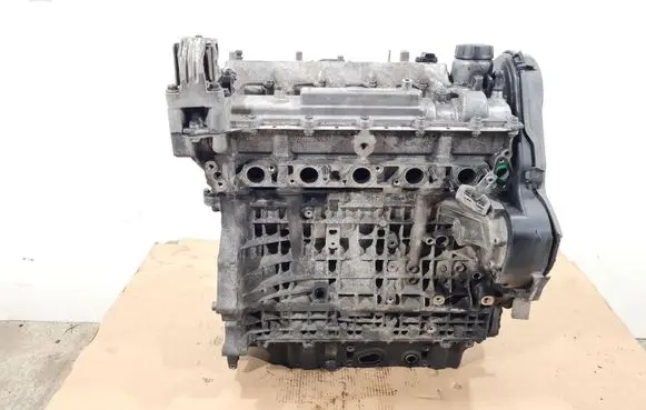 Volvo V70 Engine D5244T5 30637137 31404738
