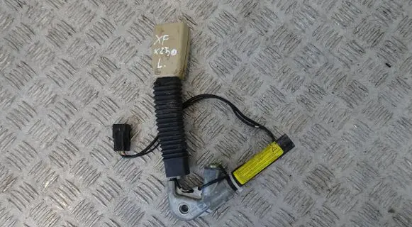 Jaguar XF X250 Front seatbelt 2R83-F61203-A