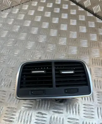 Audi A6 S6 C7 4G Rear air vent grill 4G0819203 9026000