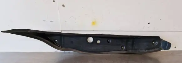Fender end trim