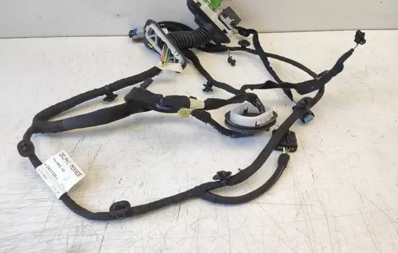 Citroen DS7 Crossback Rear door wiring loom 9826015880 X74P0RTE 01012019