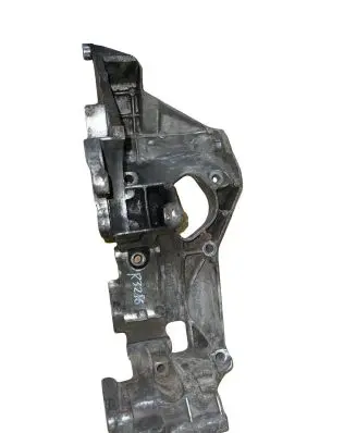 Volkswagen Golf IV Engine mounting bracket 038903143H