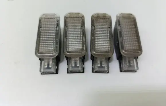Volkswagen PASSAT B5.5 Other interior light 3B0947415B