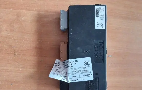Tesla Model S Seat control module 20101755 145406600A