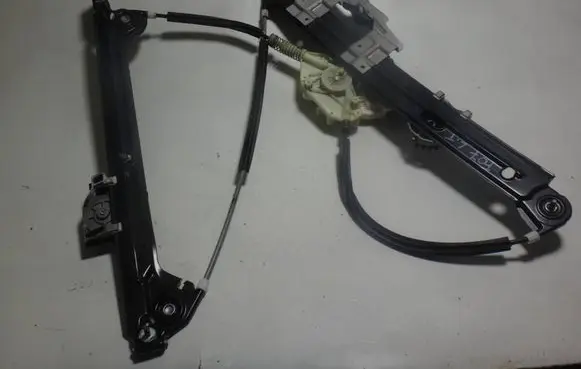 BMW 5 GT F07 Rear door window regulator with motor 7197917