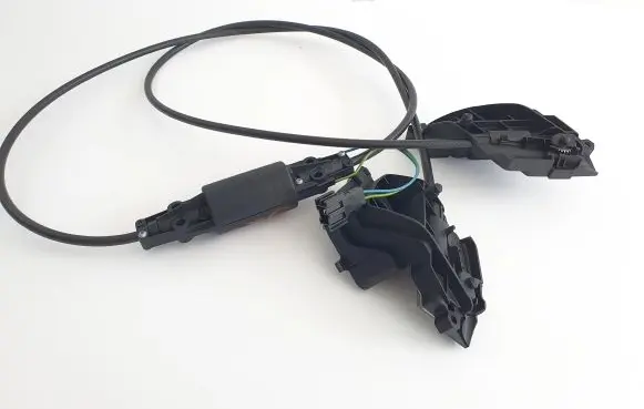 Mercedes-Benz E W211 Curtain motor 0745650