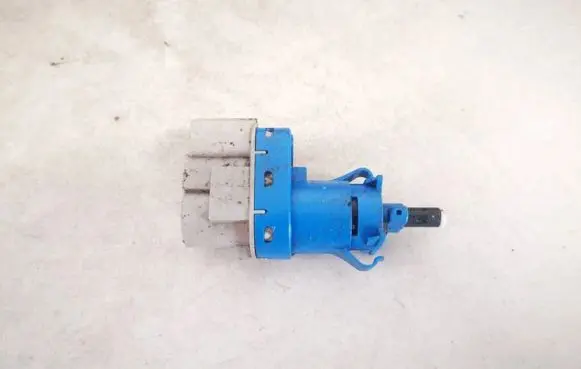 Brake pedal sensor switch