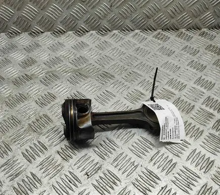 Ford Fiesta Piston 