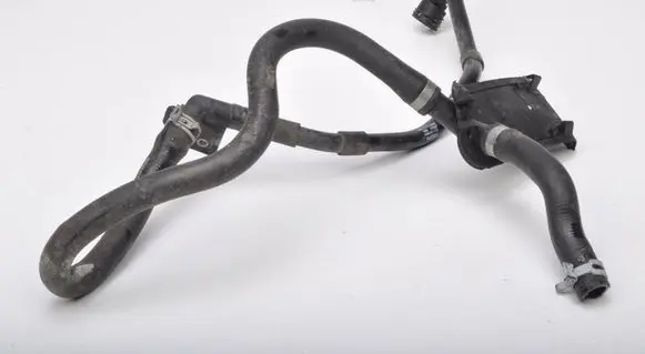 Volvo XC60 Engine coolant pipe/hose 32138838