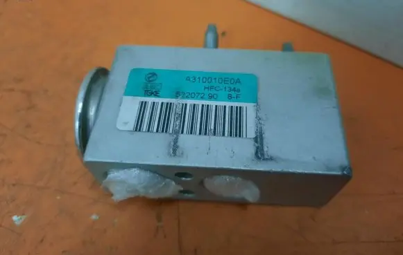 Fiat Bravo Vacuum valve A310010E0A
