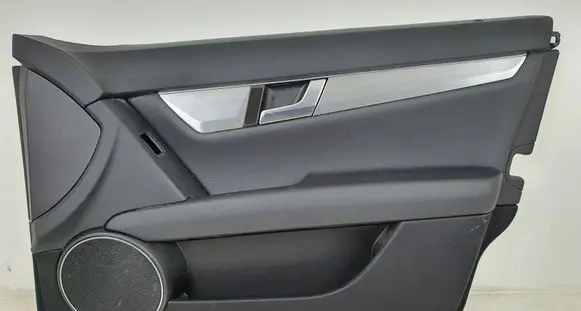 Mercedes-Benz C W204 Front door card panel trim A2044405935
